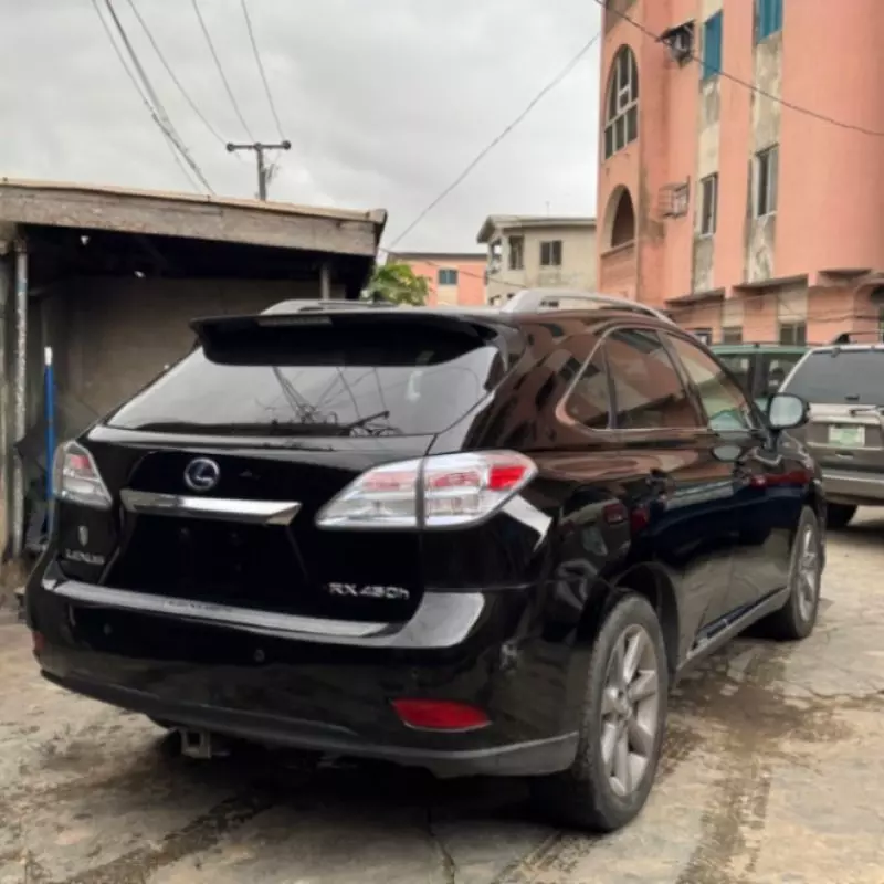 Toyota Lexus RX 450h   - 2010