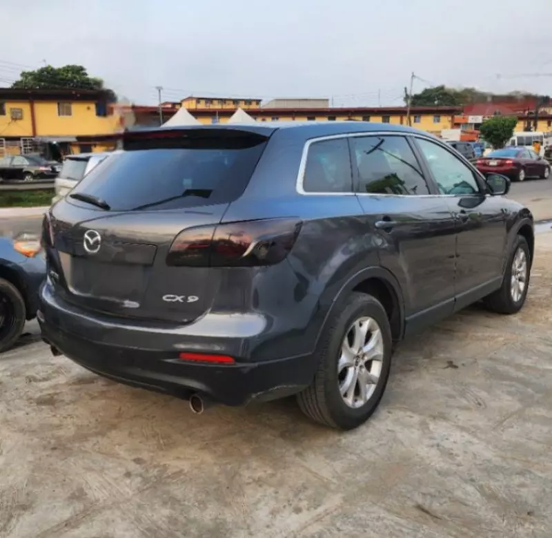 Mazda CX-9   - 2015