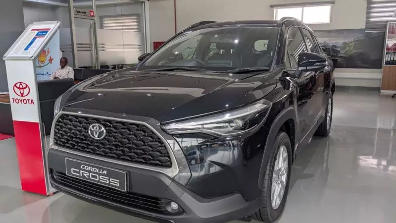 Toyota Corolla Cross (High Grade)   - 2023