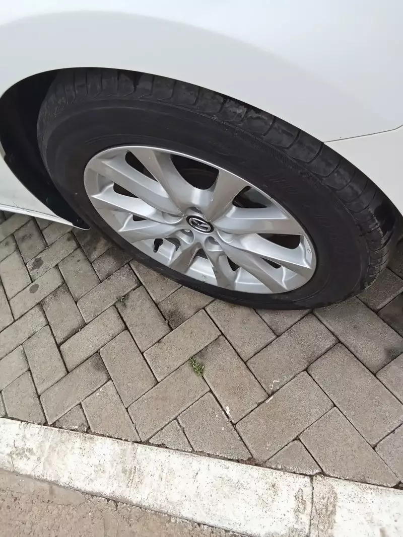 Mazda Atenza    - 2017