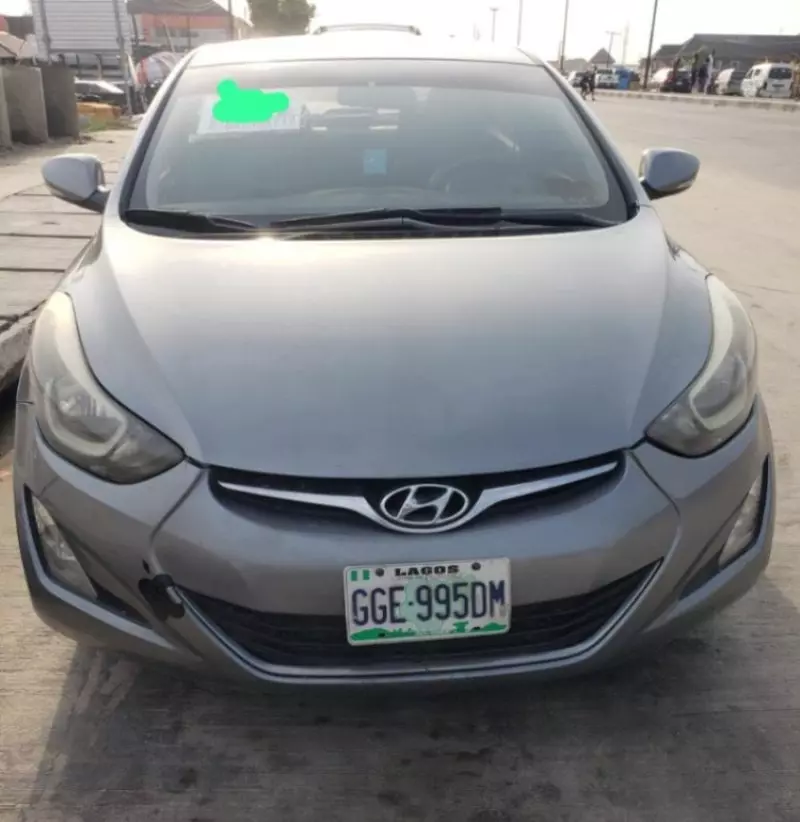 Hyundai Elantra   - 2014
