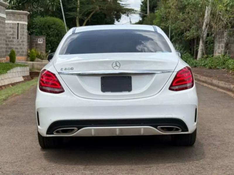 Mercedes-Benz C200   - 2018