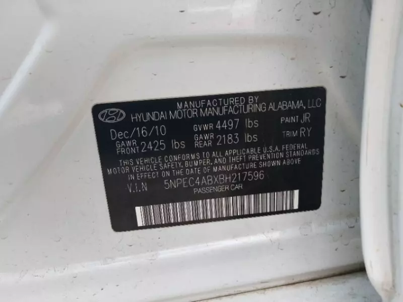 Hyundai Sonata   - 2011