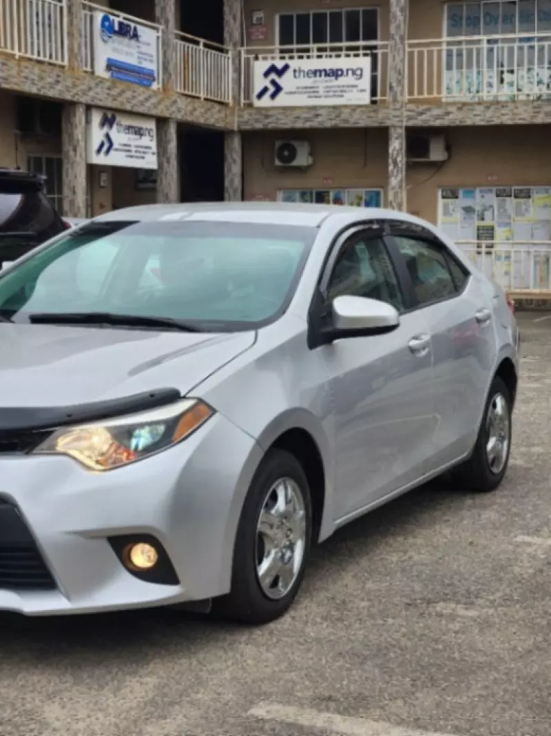 Toyota Corolla   - 2013