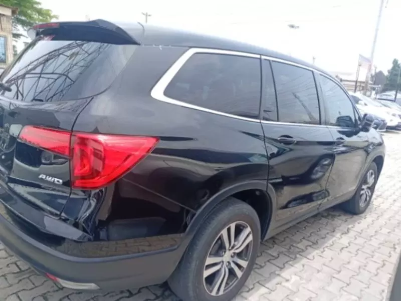 Honda Pilot   - 2017