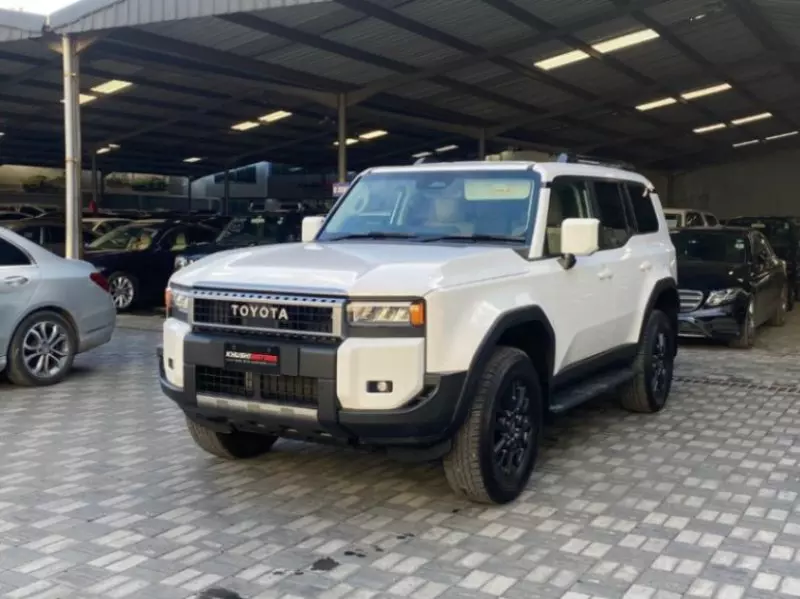 Toyota Landcruiser 300 GXR   - 2023