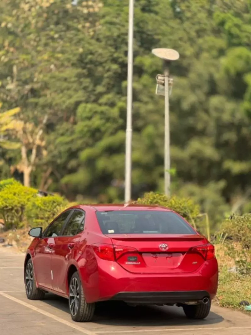 Toyota Corolla   - 2018