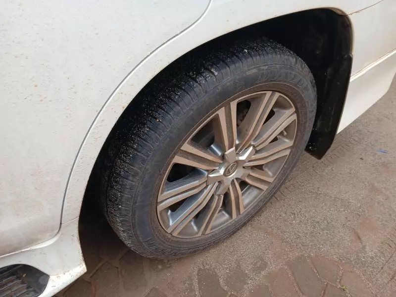 Lexus LX 570   - 2016