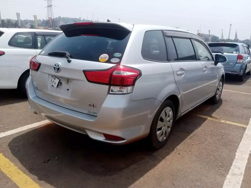 Toyota Fielder hybrid