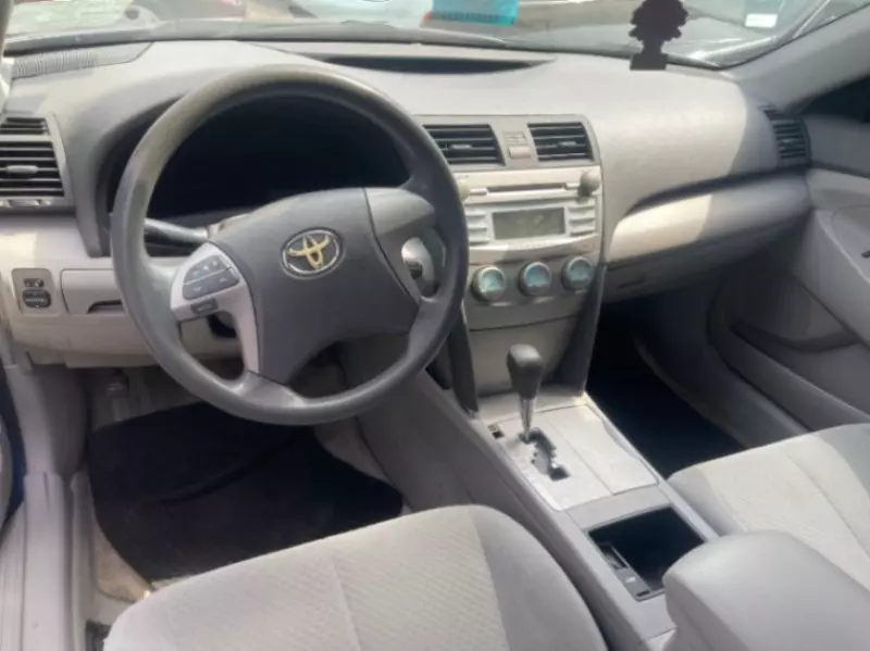 Toyota Camry   - 2008