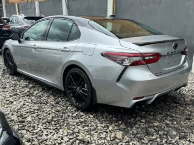 Toyota Camry   - 2024