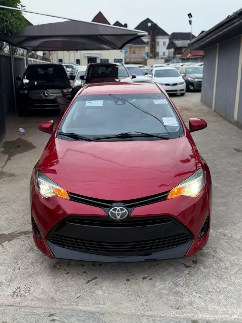 Toyota corolla   - 2018