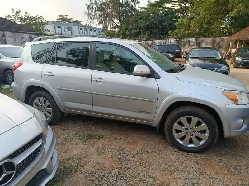 Toyota RAV 4