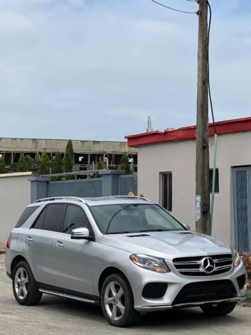 Mercedes-Benz GLE 350   - 2016