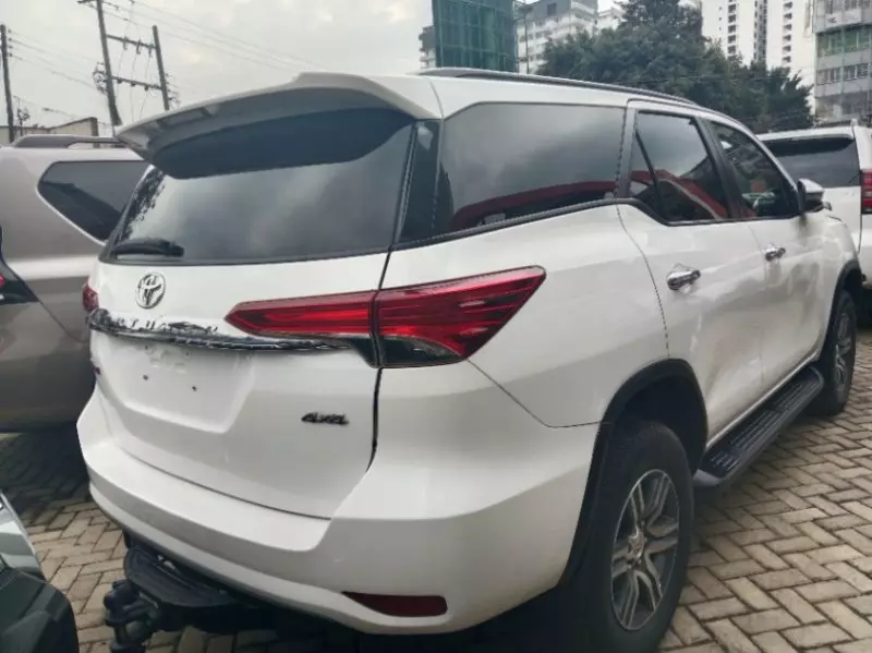 Toyota Fortuner   - 2019