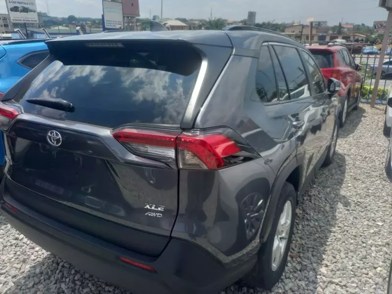 Toyota Rav4   - 2019