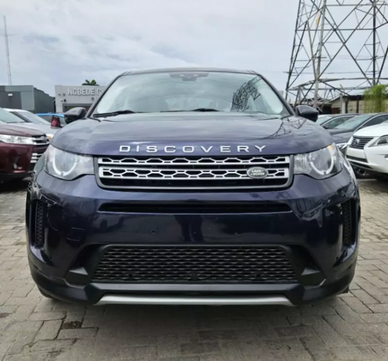 Land Rover Discovery Sport   - 2016
