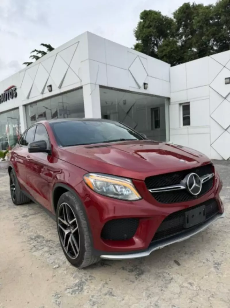 Mercedes-Benz GLE-Class   - 2017