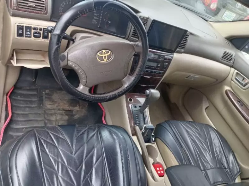 Toyota Corolla   - 2006