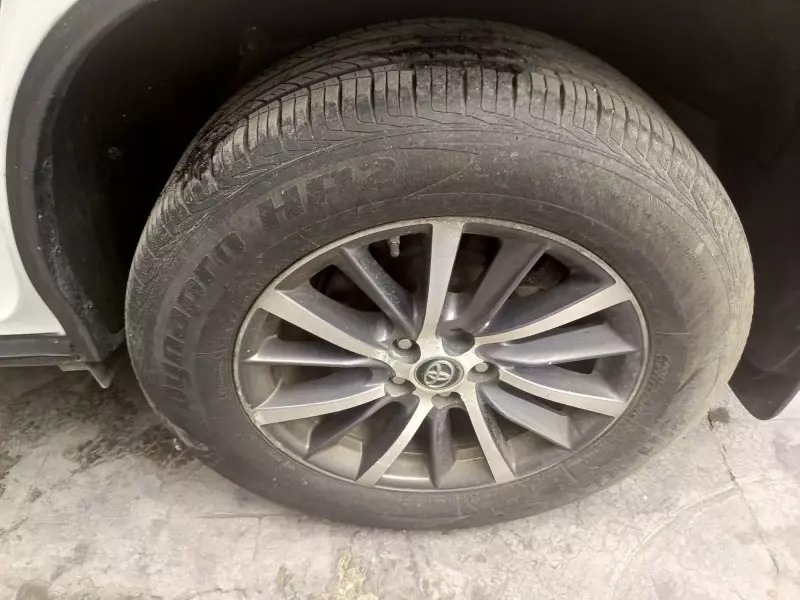 Toyota Highlander   - 2017