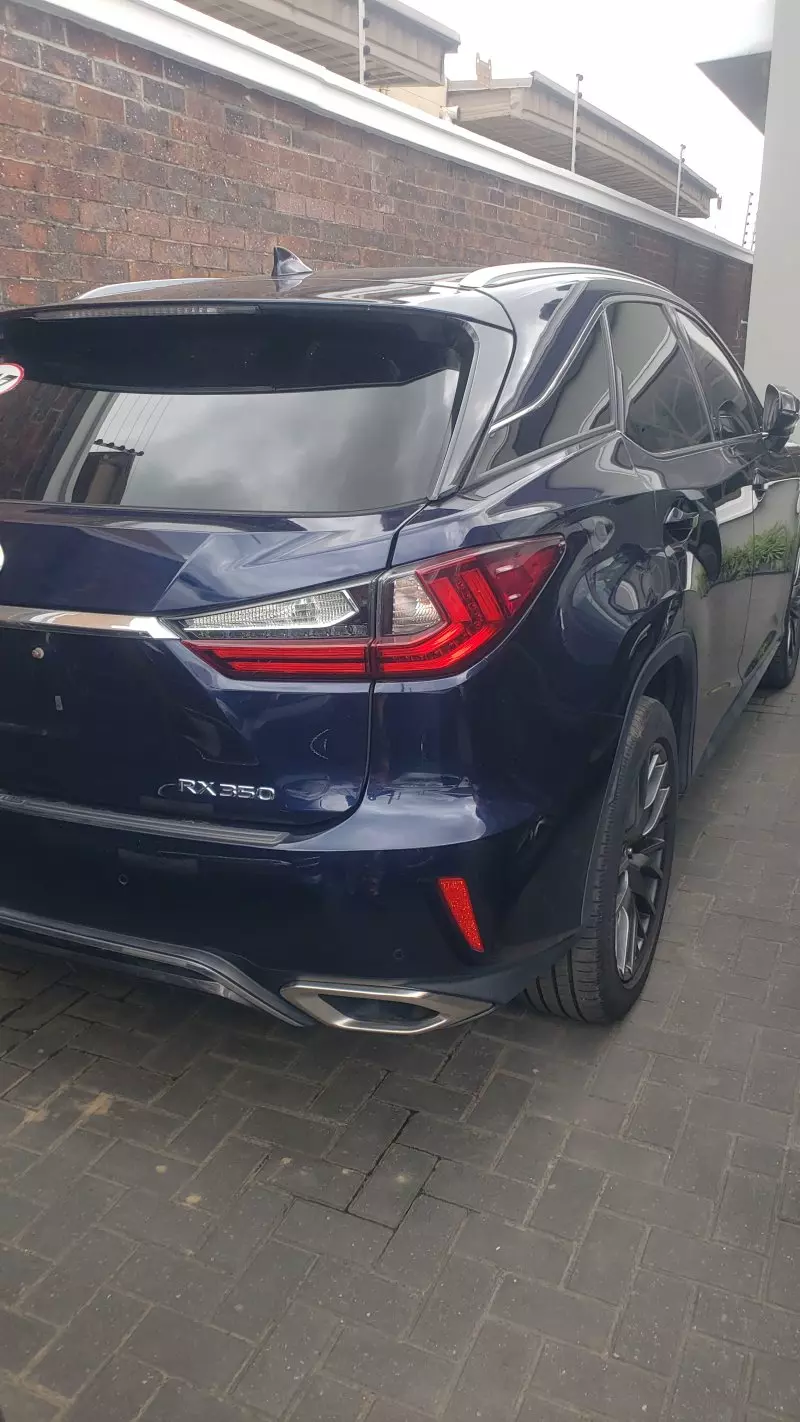 Lexus RX   - 2017