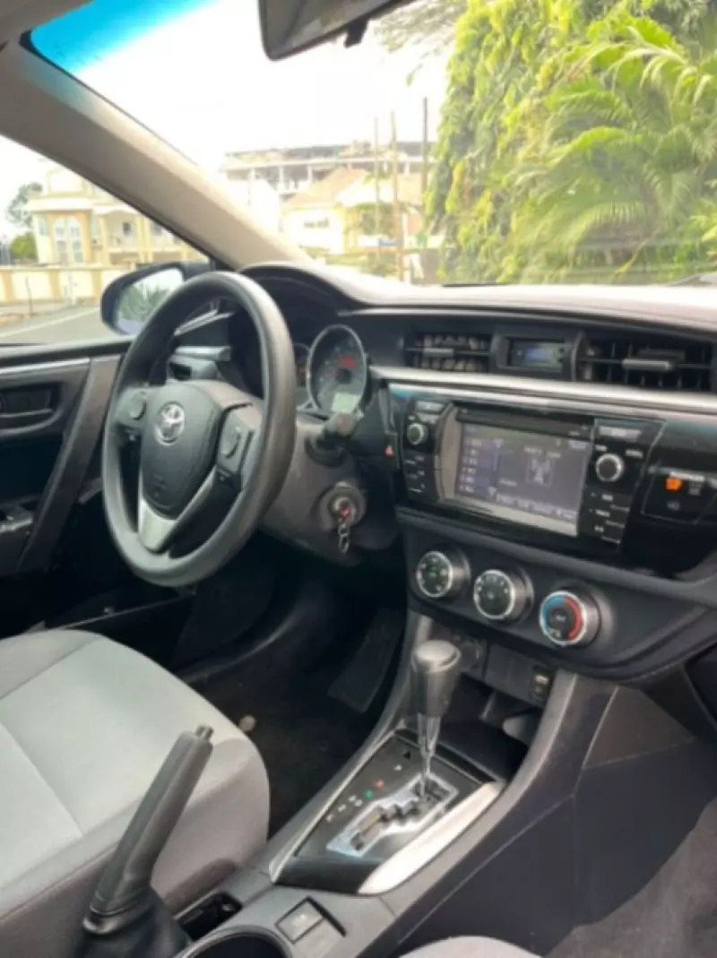 Toyota Corolla   - 2015