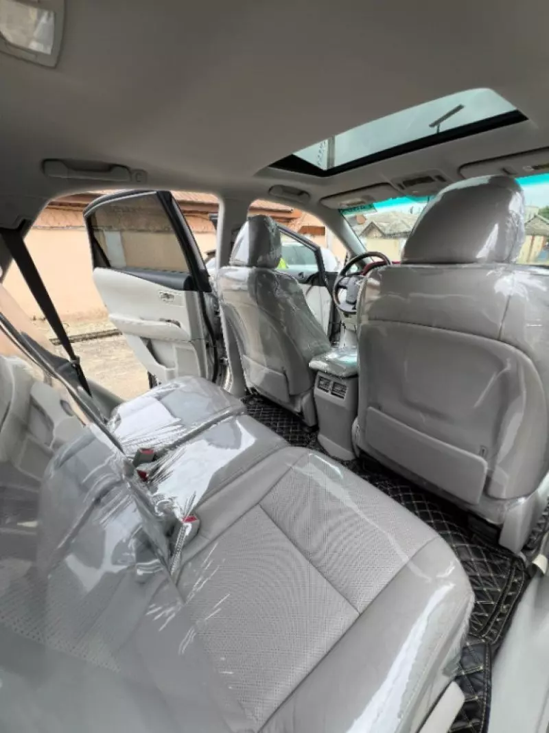 Toyota Lexus RX 350h   - 2010