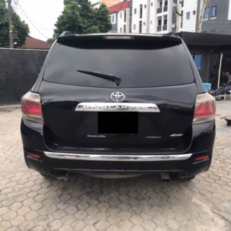 Toyota Highlander   - 2009