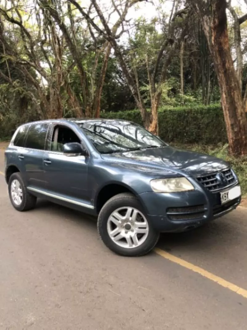 Volkswagen Touareg   - 2006