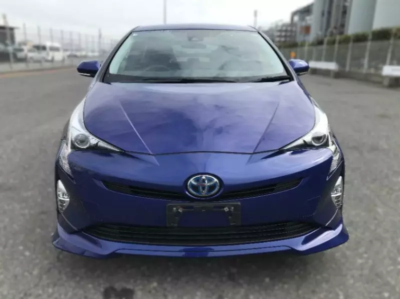 Toyota Prius Hybrid    - 2018