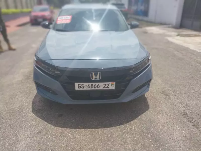 Honda Accord   - 2019