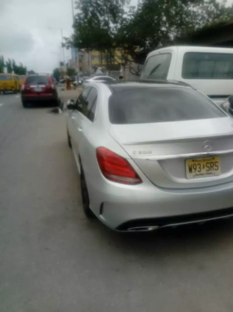 Mercedes-Benz C 300   - 2015