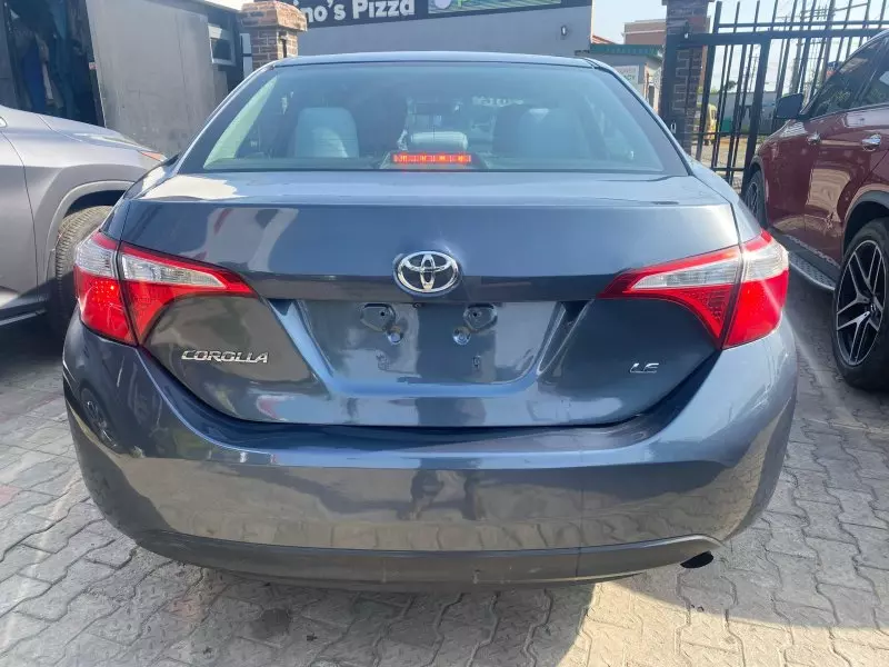 Toyota Corolla   - 2016