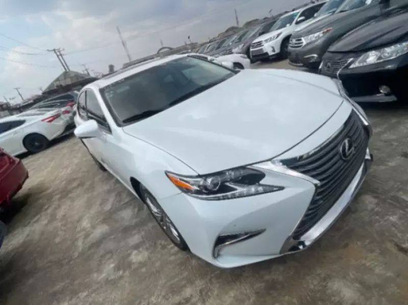 Lexus ES 350   - 2013