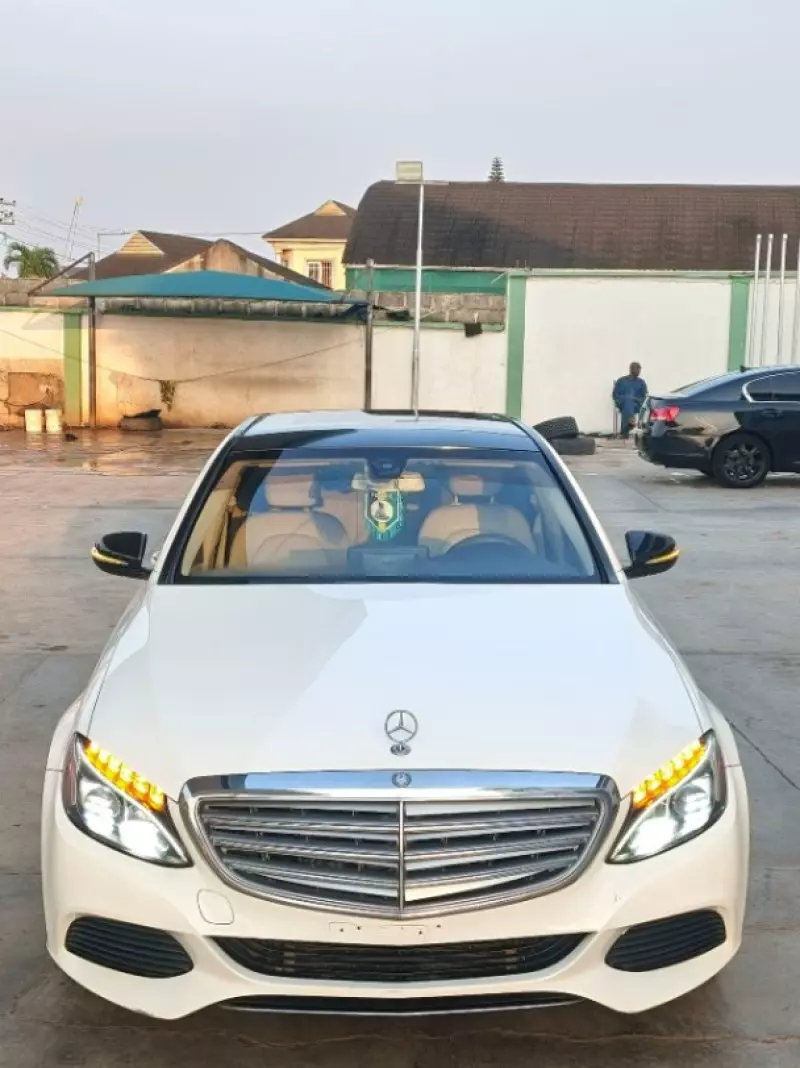 Mercedes-Benz C-Class   - 2015