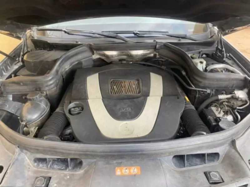 Mercedes-Benz GLK 350   - 2012
