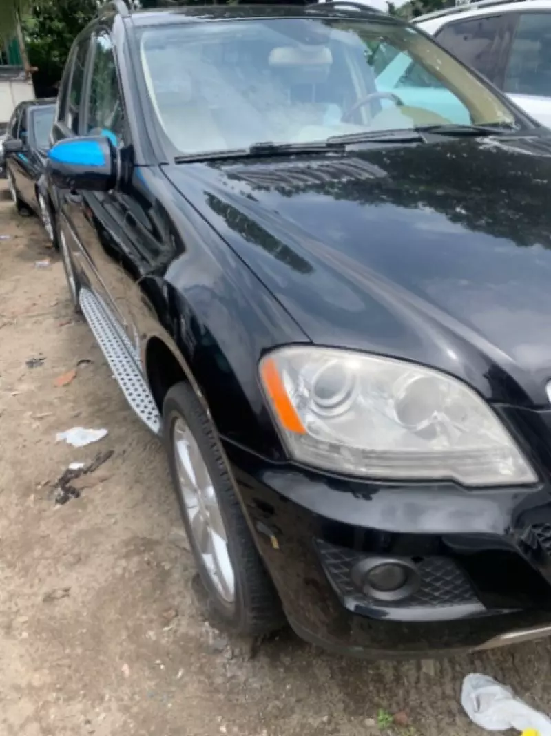 Mercedes-Benz ML 350   - 2010
