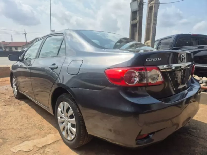 Toyota Corolla   - 2013