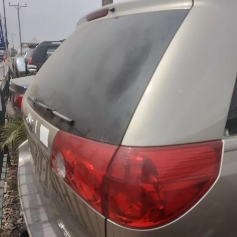 Toyota Sienna   - 2006