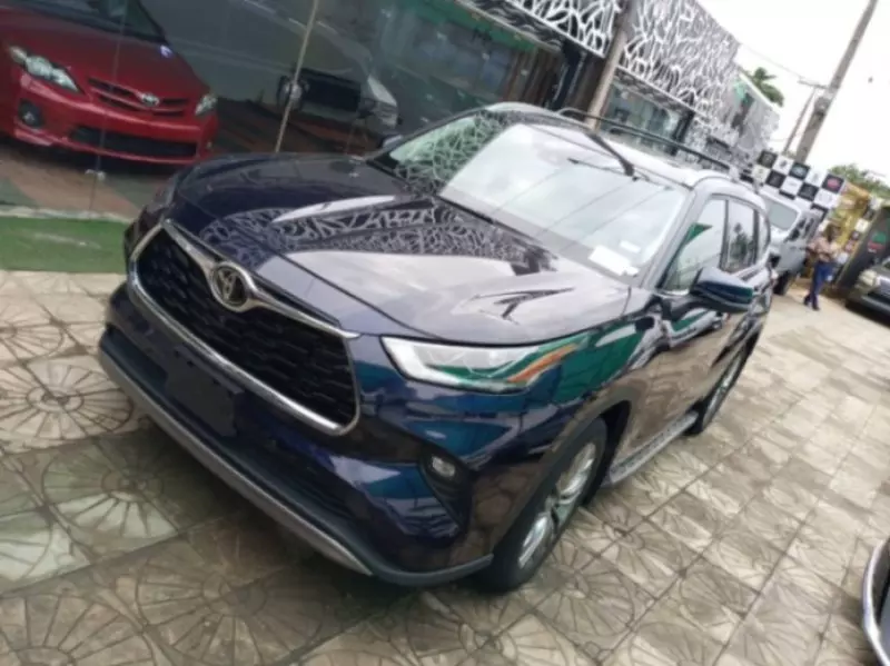 Toyota Highlander   - 2009