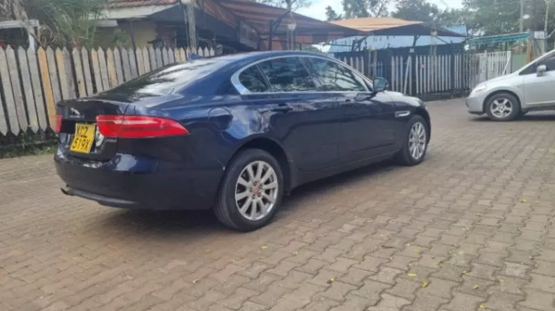 Jaguar XE   - 2015