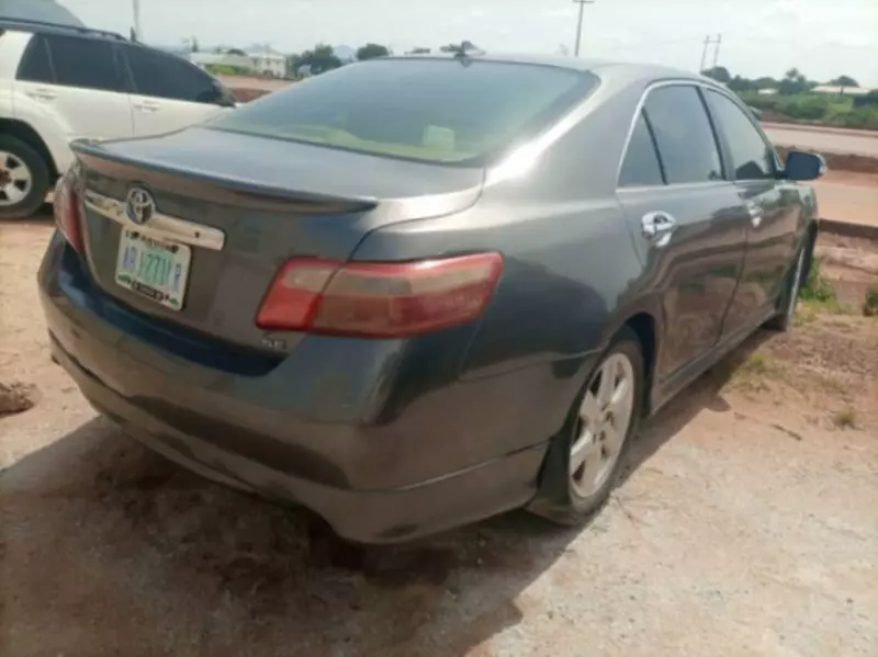 Toyota Camry   - 2008