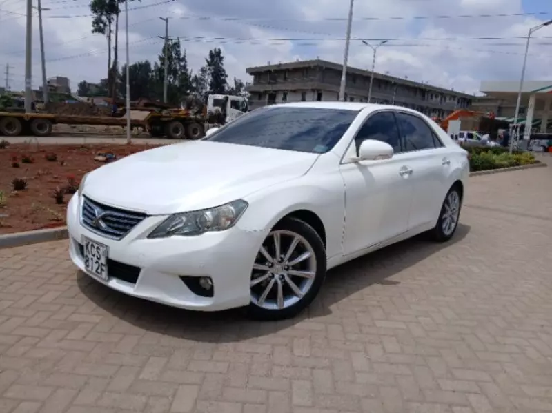 Toyota Mark X   - 2011