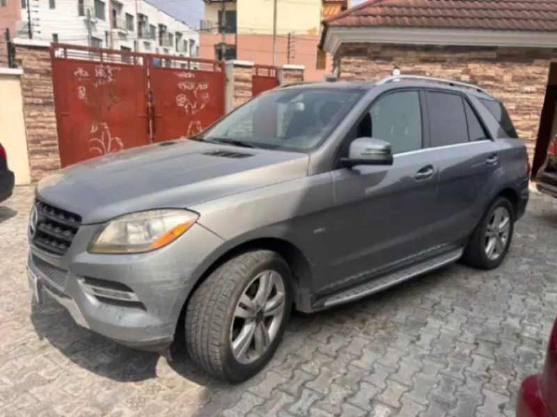 Mercedes-Benz ML 350 - 2012