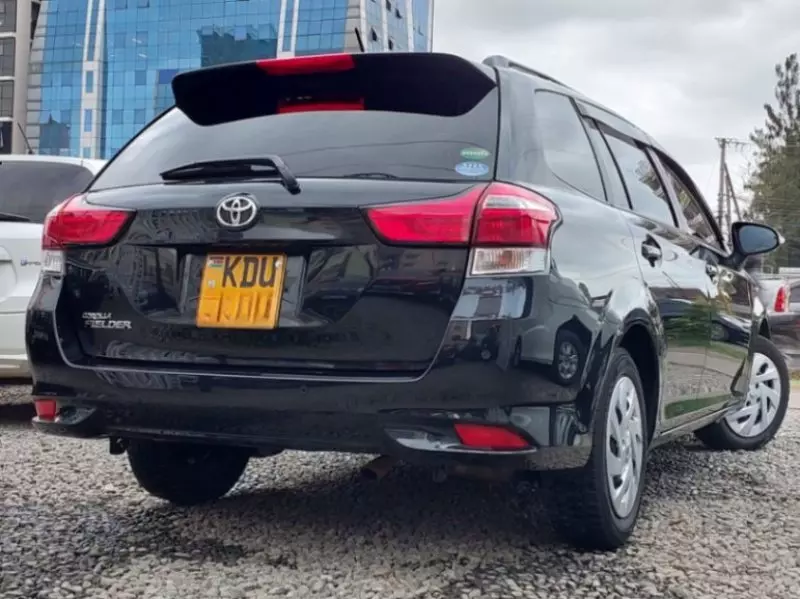 Toyota Corolla   - 2013
