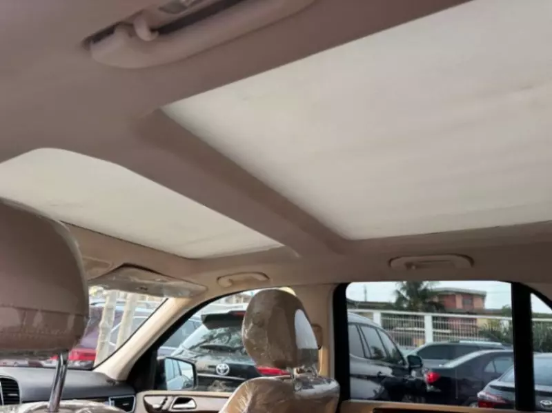 Mercedes-Benz GLE 350 - 2016