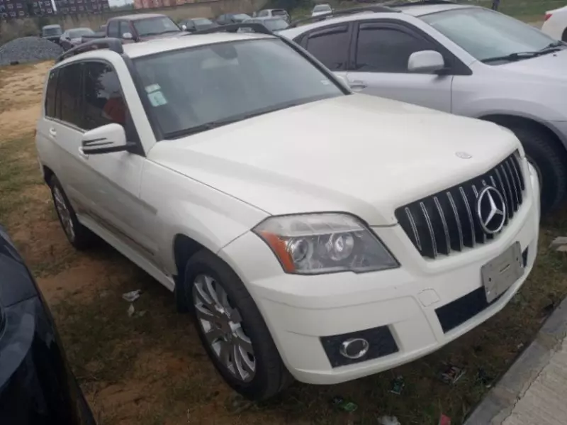 Mercedes-Benz GLK 350   - 2011