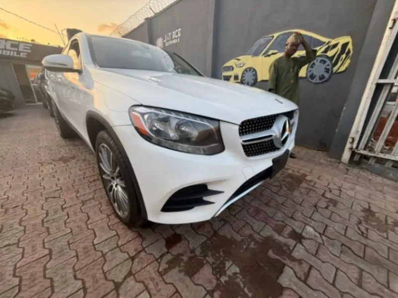 Mercedes-Benz GLC 300