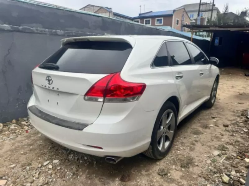Toyota Venza   - 2009