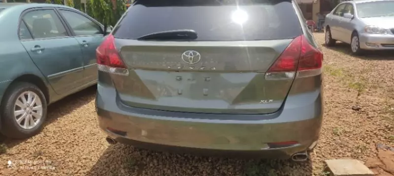 Toyota Venza   - 2013